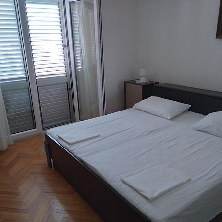 Mravak Apartments 特罗吉尔 外观 照片