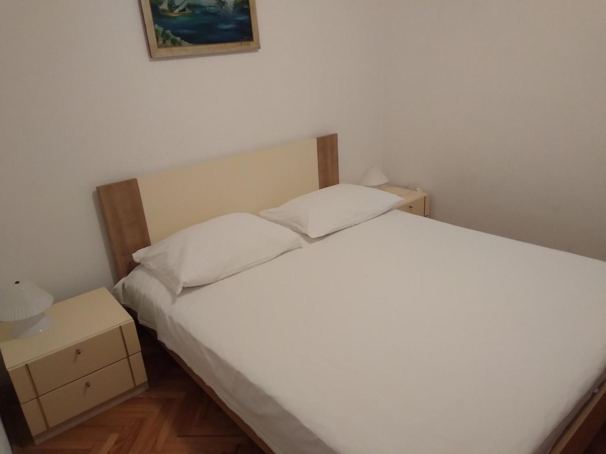 Mravak Apartments 特罗吉尔 外观 照片