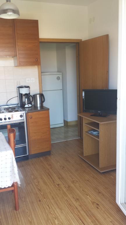 Mravak Apartments 特罗吉尔 外观 照片