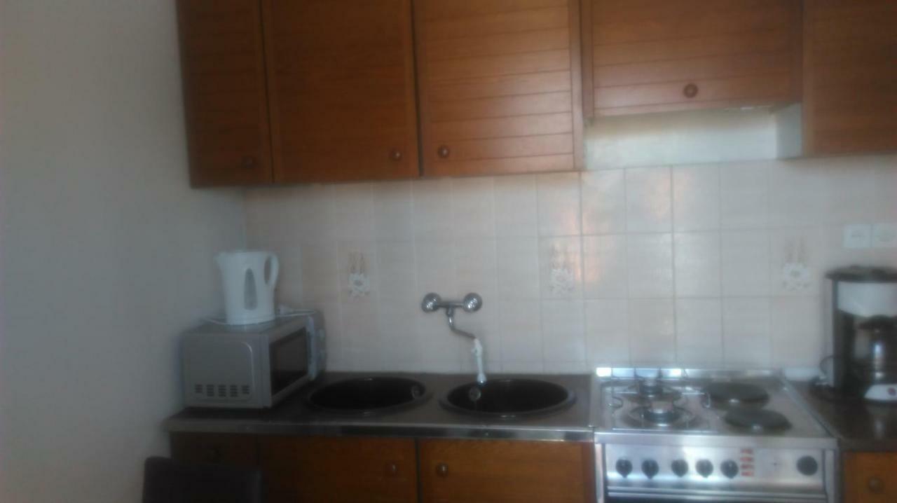 Mravak Apartments 特罗吉尔 外观 照片