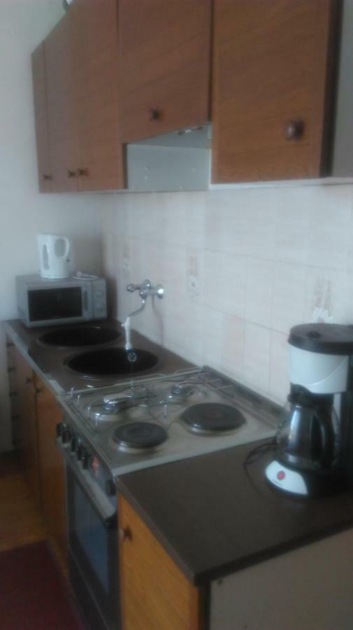 Mravak Apartments 特罗吉尔 外观 照片