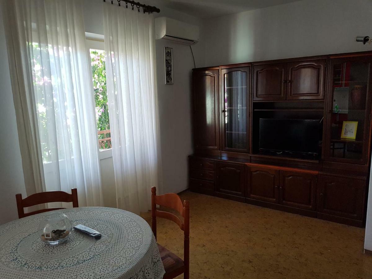 Mravak Apartments 特罗吉尔 外观 照片